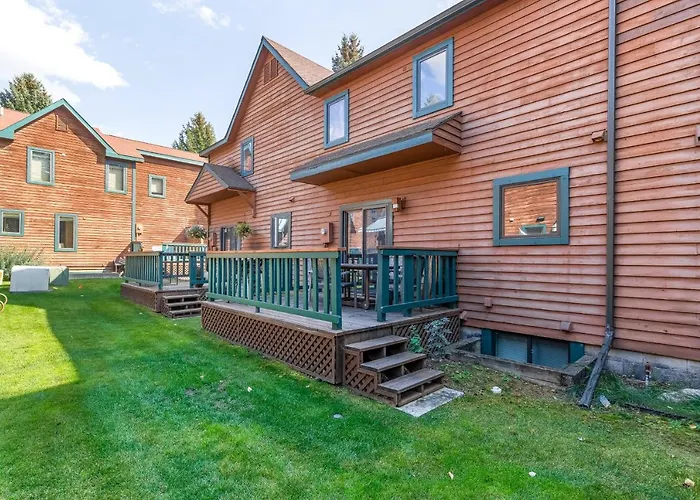 523 S Cache Holiday home