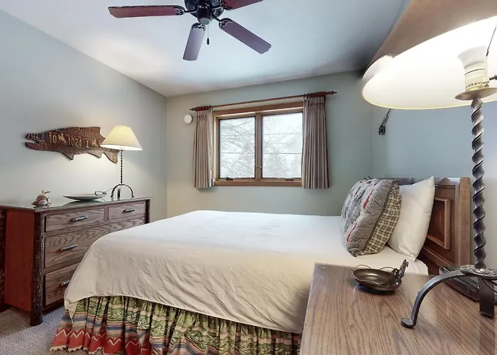 Holiday home 523 S Cache Jackson