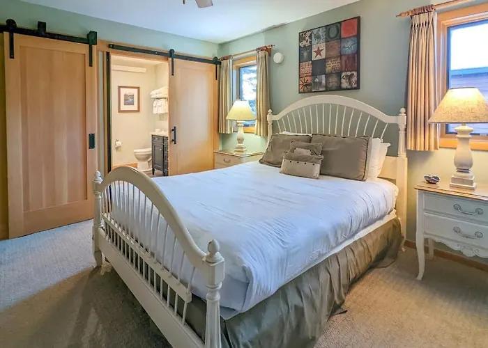 523 S Cache Holiday home